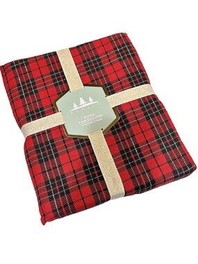 Christmas Holiday Luxury Tablecloth Plaid | 70" Round
